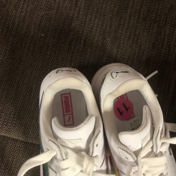 Puma - Picture 4 of 4